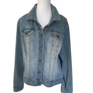 Denim Jacket Ladies Light Wash size XL Excellent Condition